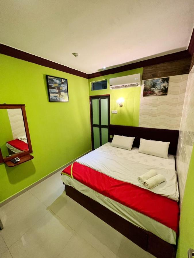Saujana City Hotel Bandar Saujana Putra Buitenkant foto