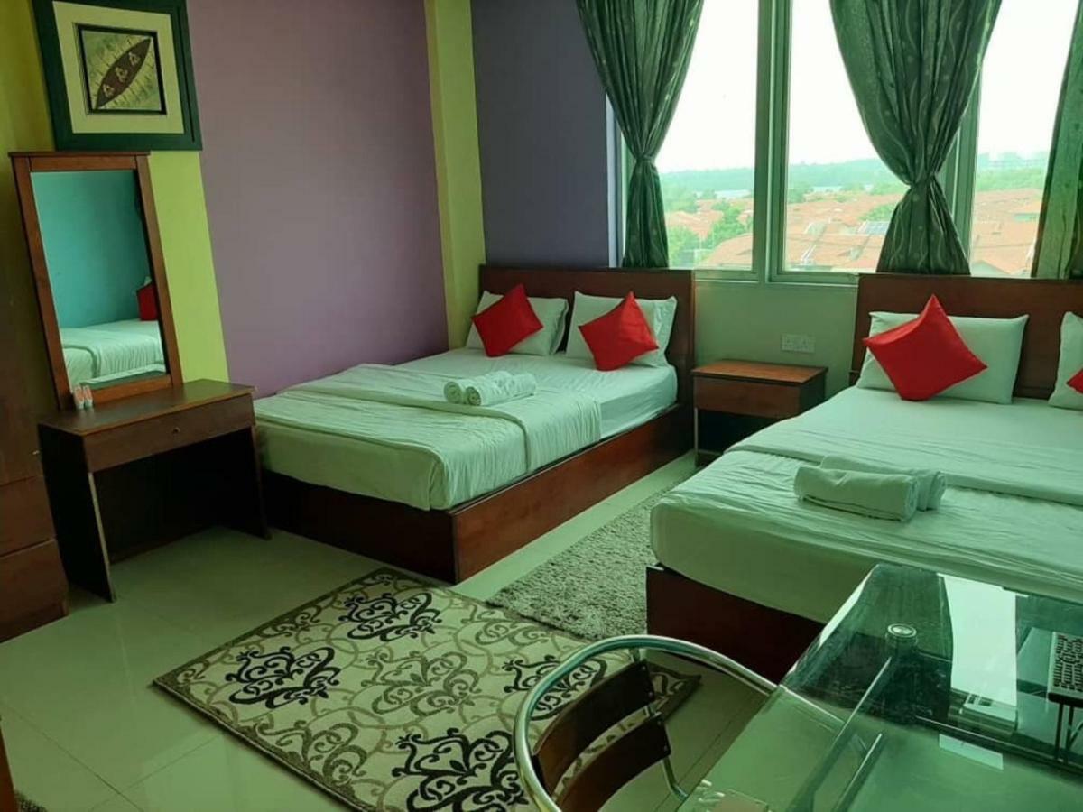 Saujana City Hotel Bandar Saujana Putra Buitenkant foto