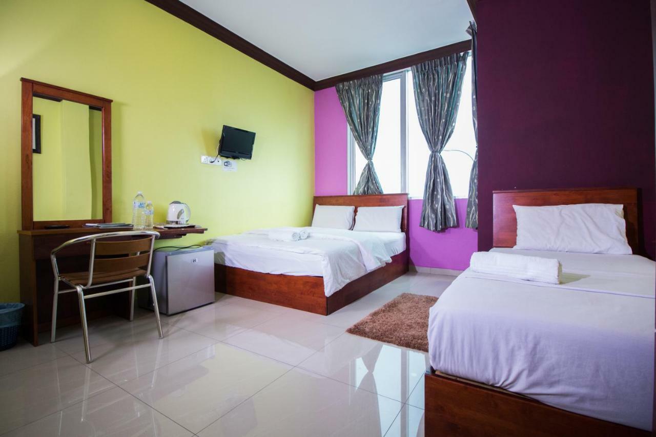 Saujana City Hotel Bandar Saujana Putra Buitenkant foto