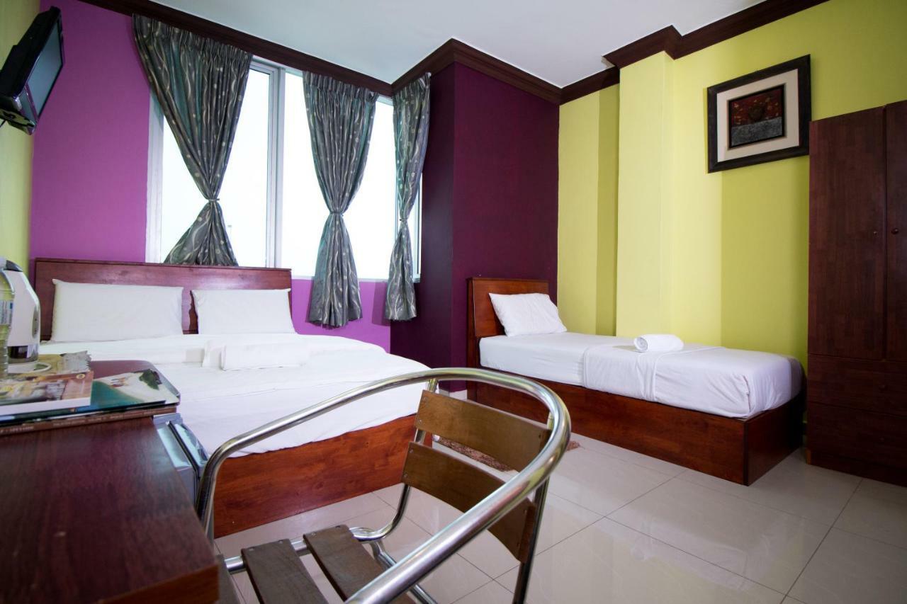 Saujana City Hotel Bandar Saujana Putra Buitenkant foto