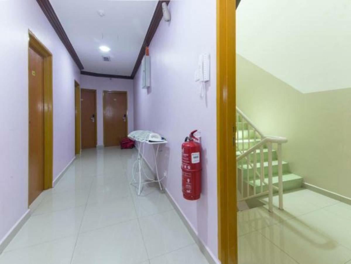 Saujana City Hotel Bandar Saujana Putra Buitenkant foto