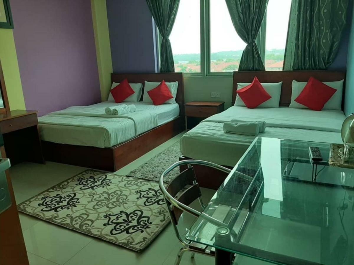 Saujana City Hotel Bandar Saujana Putra Buitenkant foto